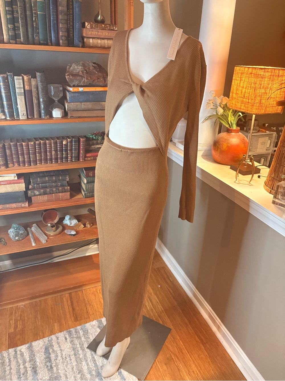 House of Harlow 1960 Brown Twist Front Ribbed Cutout Maxi Set